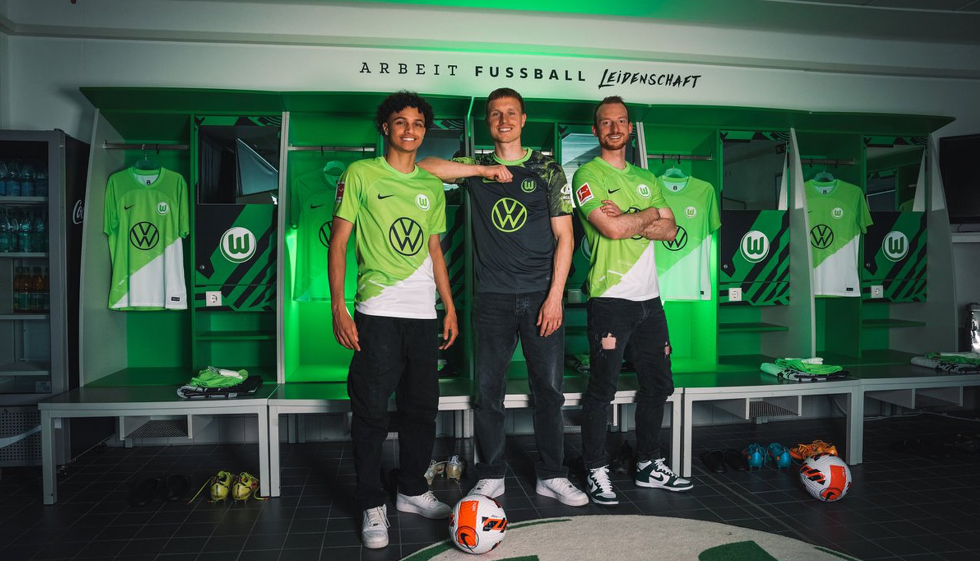 Camisolas Wolfsburg 2023 2024.jpg