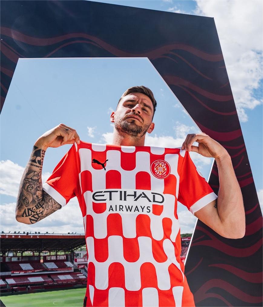 Girona 24-25 Home Kit Released   (4).jpg